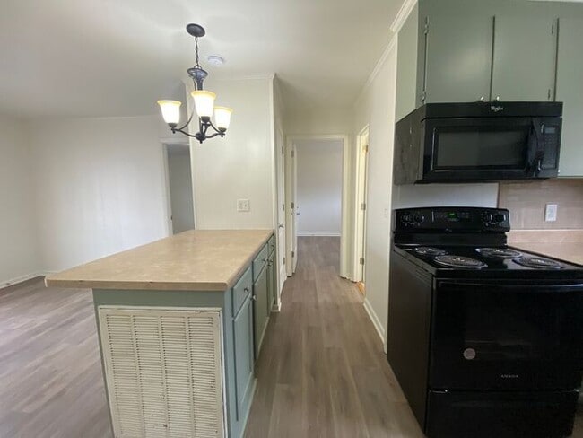 Building Photo - Inglewood 2/1 Duplex - Renovated - Fenced ...