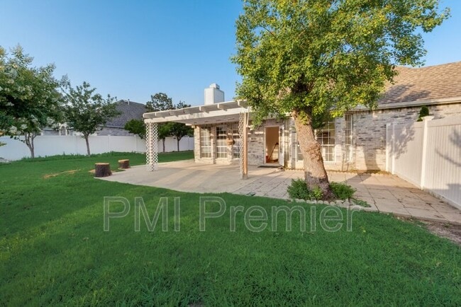 Building Photo - 2309 Kittyhawk Dr