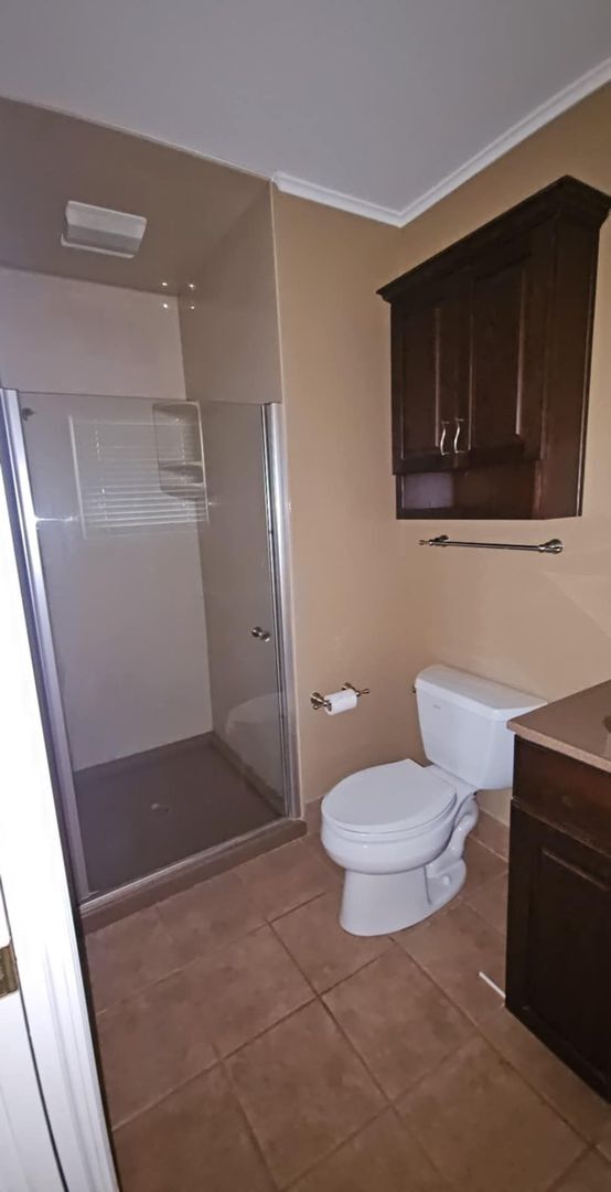 Building Photo - Beautiful 3 bed home