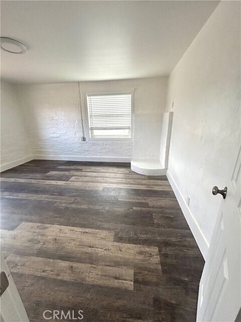Building Photo - 6623 La Luna Ave