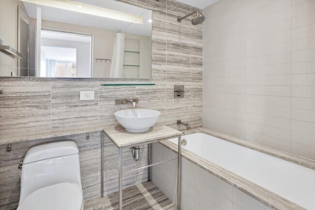 Building Photo - 1 bedroom in New York NY 10019