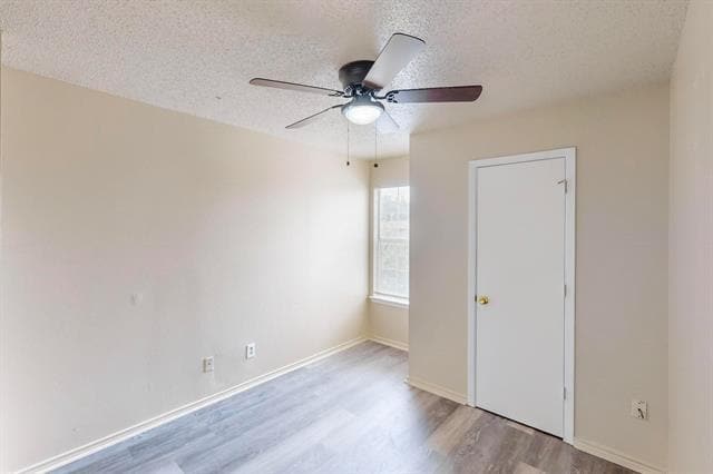 Building Photo - 919 Fairbanks Cir