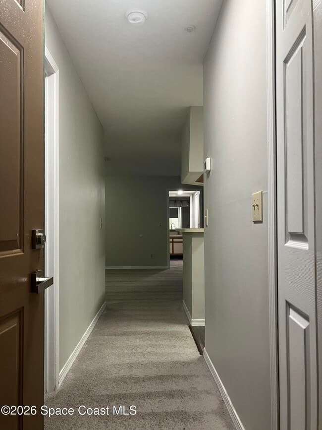 Building Photo - 7667 N Wickham Rd