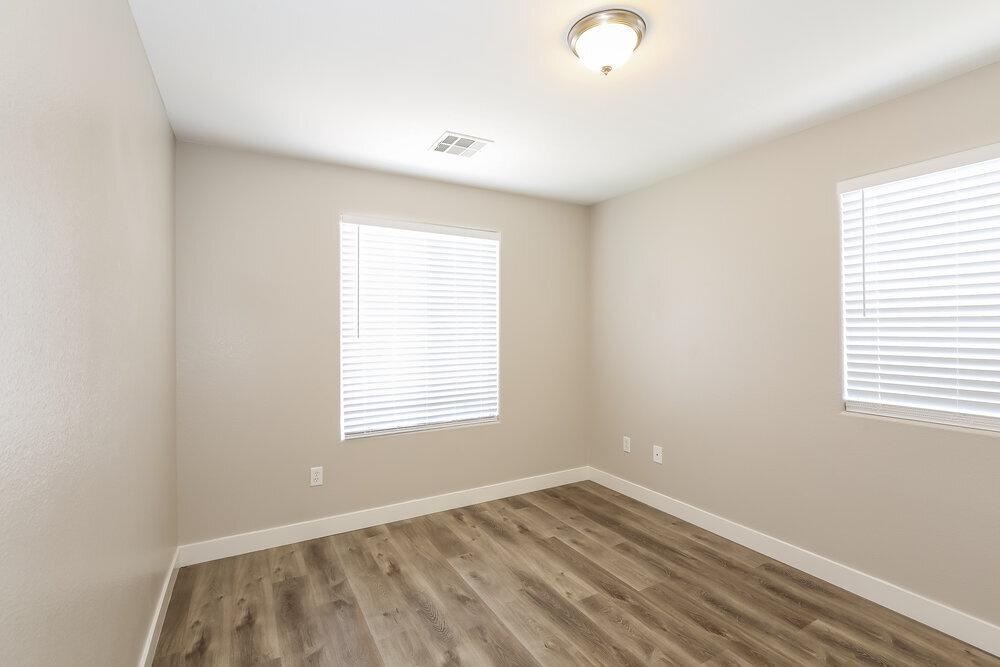Building Photo - 9466 Havasu Canyon Ave