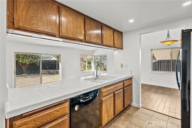 Building Photo - 4847 Talmadge Rd