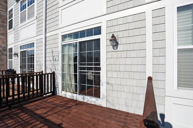 Building Photo - 21911 W Tori Ln