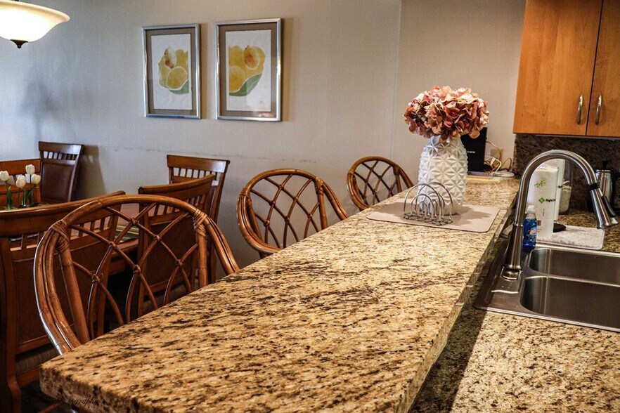 Building Photo - 2216 Gulf Blvd