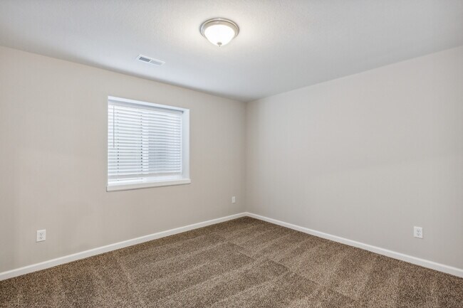 Building Photo - 10603 E Kinkaid Cir