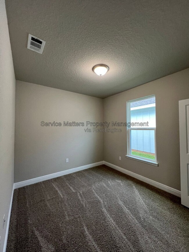 Building Photo - 5349 Parkside Dr