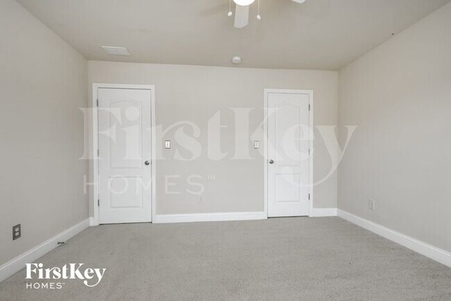 Building Photo - 111 Northfield Cir