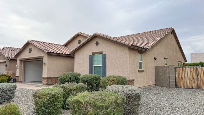 Building Photo - 18852 W Marshall Ave