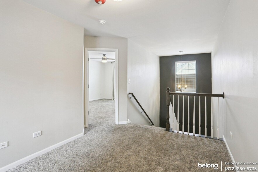 Building Photo - 2909 Madison Dr