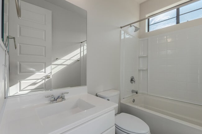 Building Photo - 4235 N 26th St