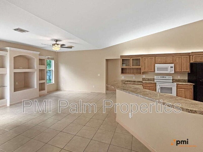 Building Photo - 2820 SE Melaleuca Blvd