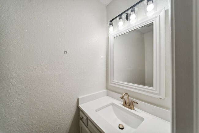 Building Photo - 3227 S Allegheny Ave