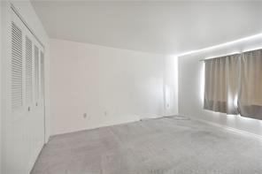 Building Photo - 6100 Sanlin Dr