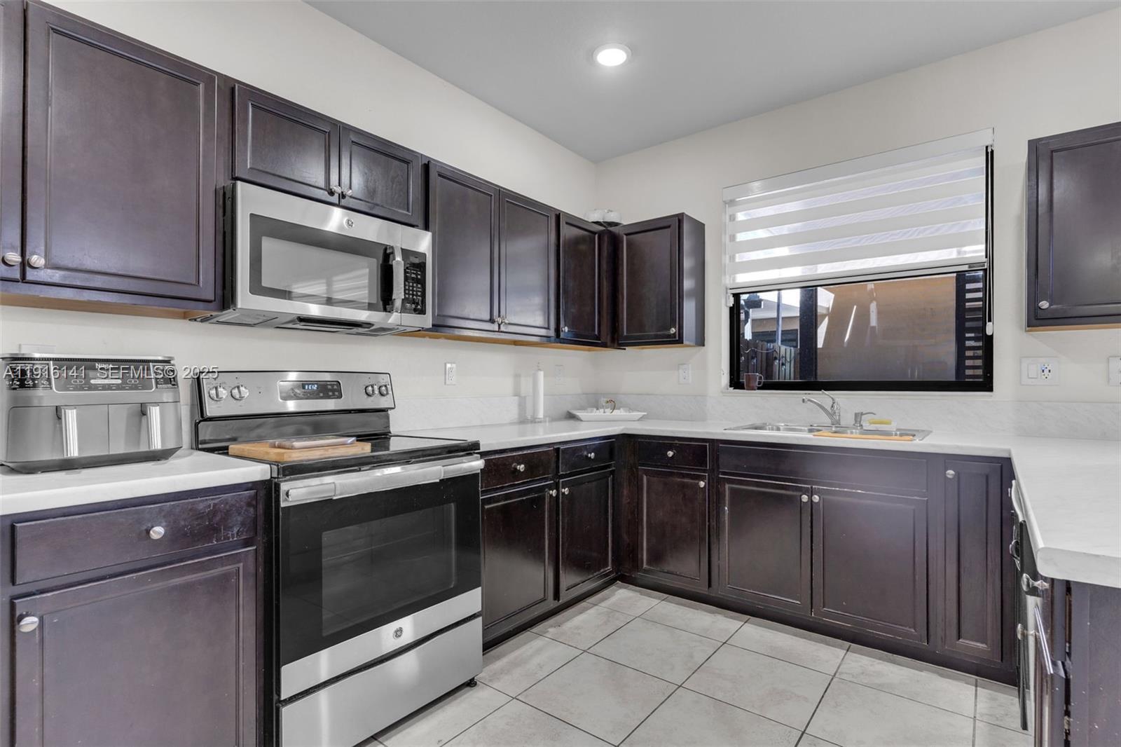Building Photo - 11413 SW 252nd St