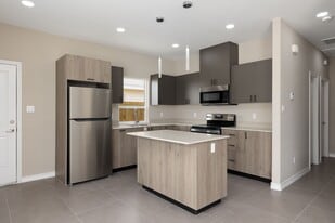 Building Photo - 5809 Puffin Ave