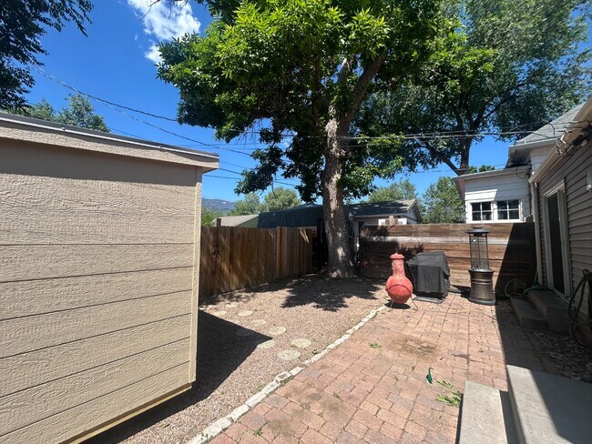 Building Photo - Charming home in the heart of Old Colorado...