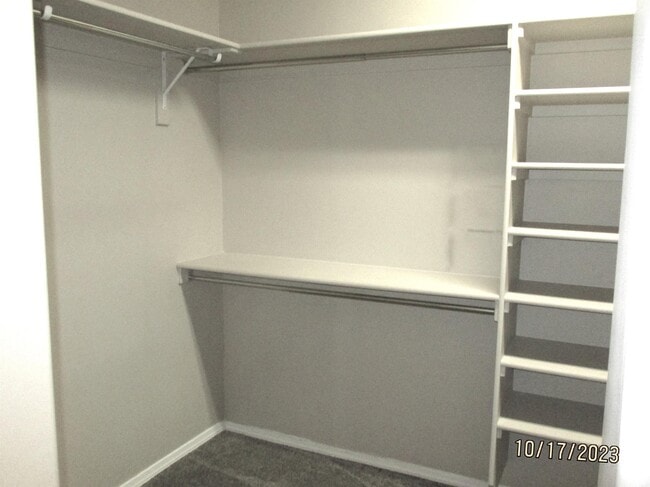 Building Photo - 7050 Crystal Dr NE