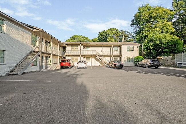 Interior Photo - Greenview Apartments - Forest Park