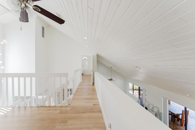 Building Photo - 665 Jeffery St