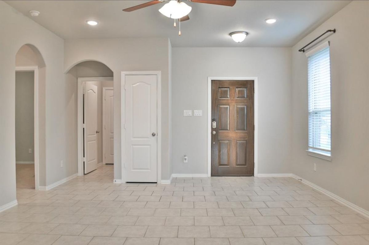 Building Photo - 31619 Heguy Pass