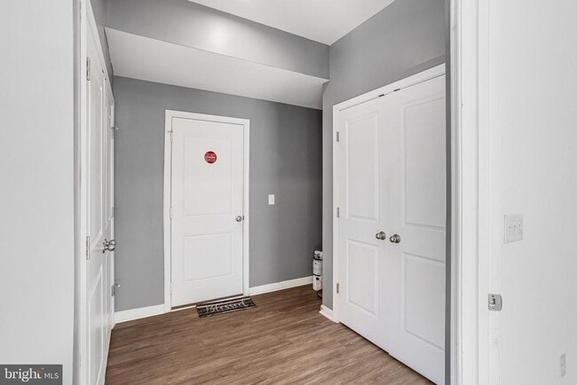 Building Photo - 12950 Blue Sky Pl