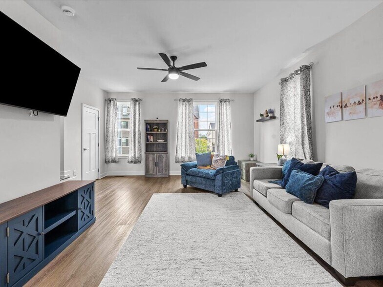 Building Photo - 14018 Millpointe Rd