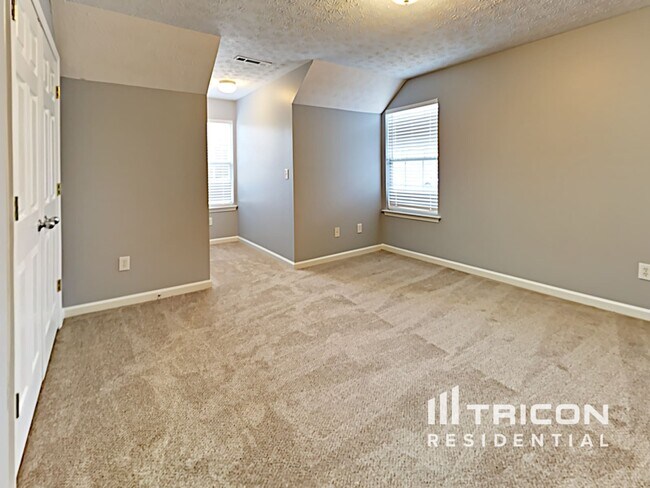 Building Photo - 9765 Moss Pointe Path