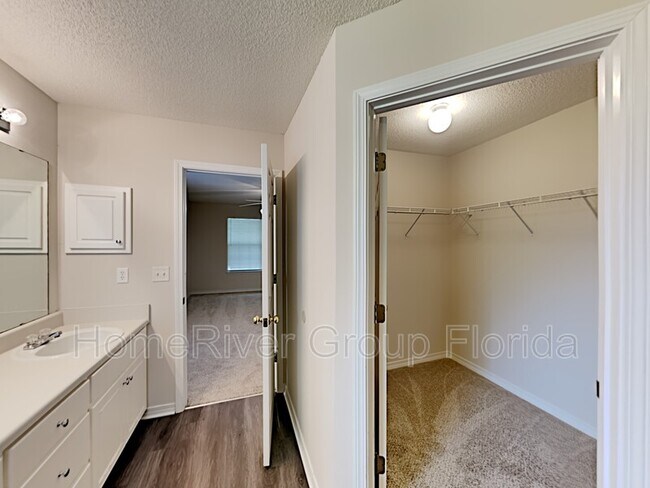 Building Photo - 5258 Hawks Nest Dr