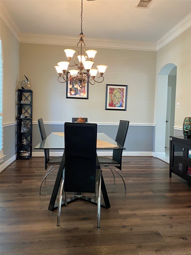 Building Photo - 12910 Watermist