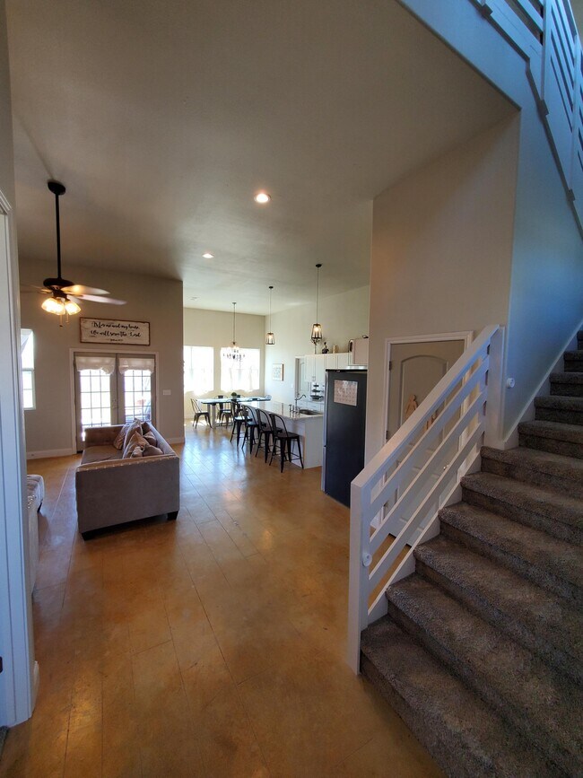 Building Photo - 7101 Kc Ranch Ct