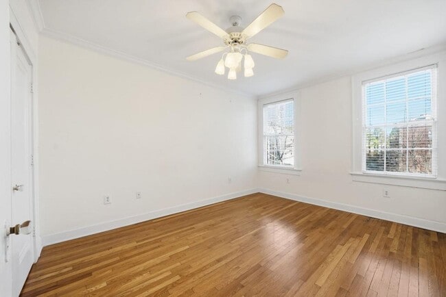 Building Photo - 2814 Peachtree Rd NW