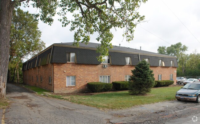 Building Photo - 606 Riverview Dr