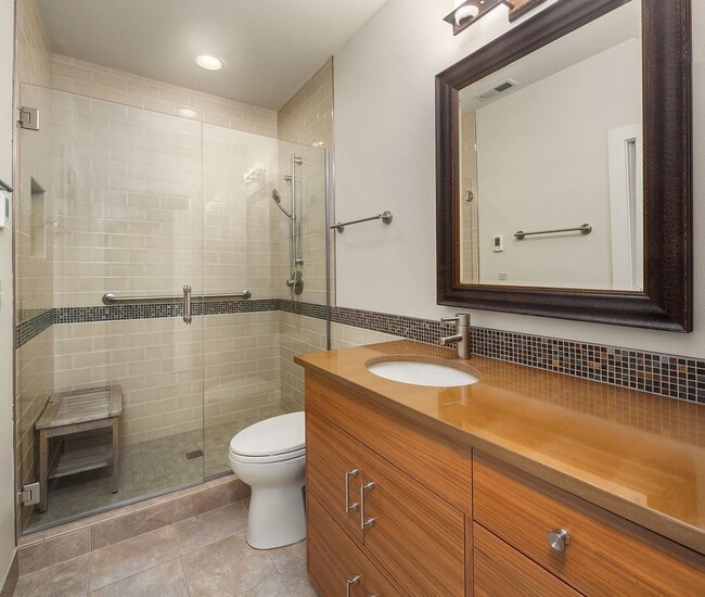 Building Photo - 3bd/3.5ba Mercer Island Home
