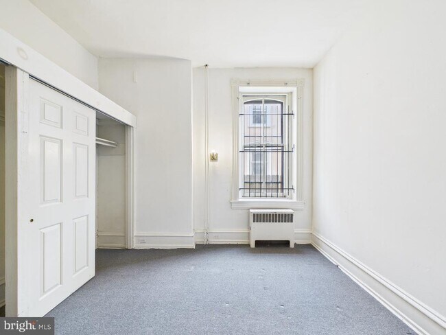 Primary Photo - 3510 Hamilton St