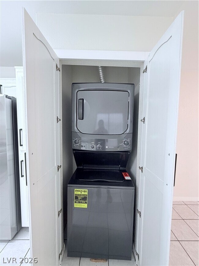 Building Photo - 7290 Linaria Rd