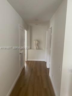 Building Photo - 352 King Fisher Dr