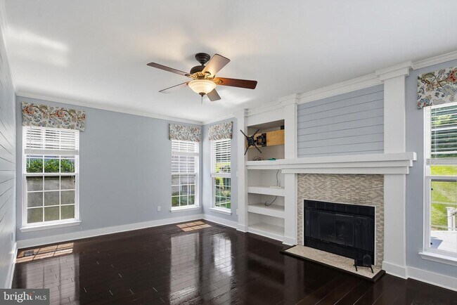 Building Photo - 6505 Autumn Wind Cir