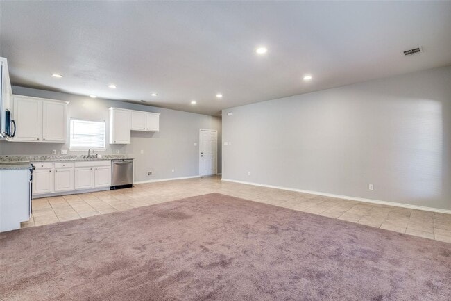 Building Photo - 8690-8690 Holly St