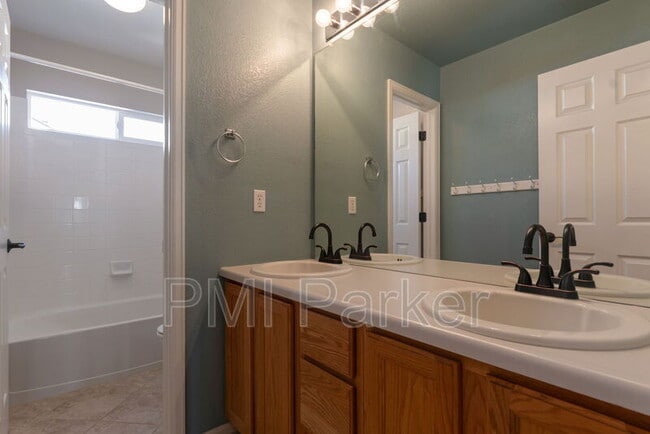 Building Photo - 10285 Turquoise Ct