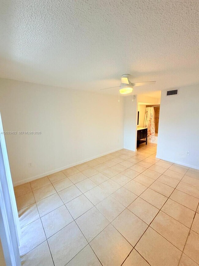 Building Photo - 1280 S Alhambra Cir