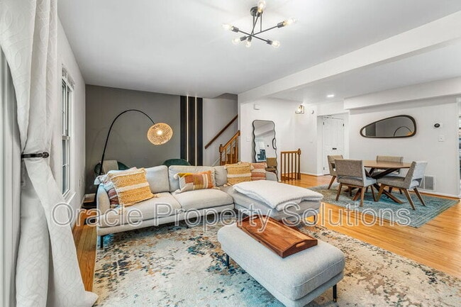 Building Photo - 5461 Grove Ridge Way