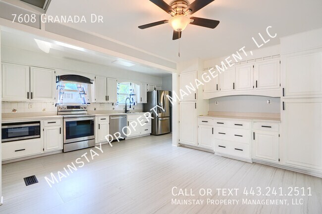Building Photo - 7608 Granada Dr