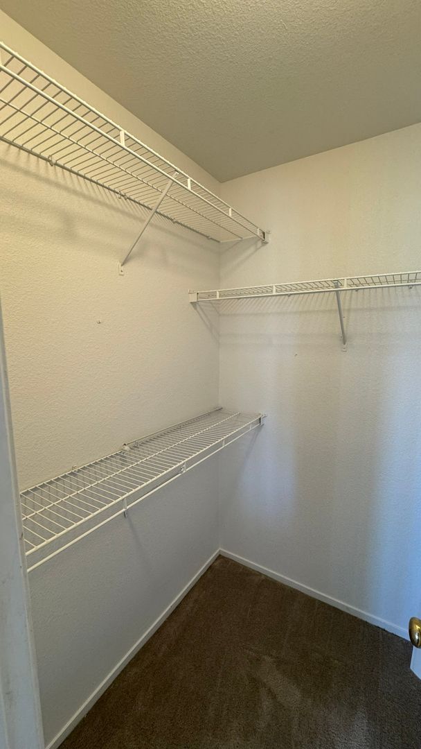 Building Photo - Gated 3 bedroom short term rental