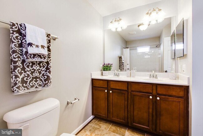 Building Photo - 7831 River Rock Way