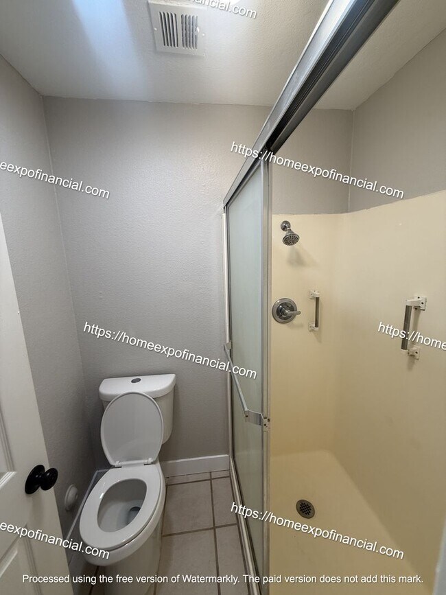 Building Photo - Nice Home For Rent