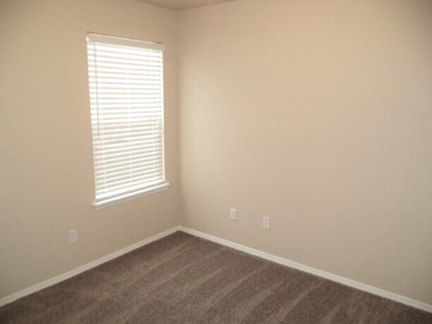 Building Photo - 9683 W Rustica Dr