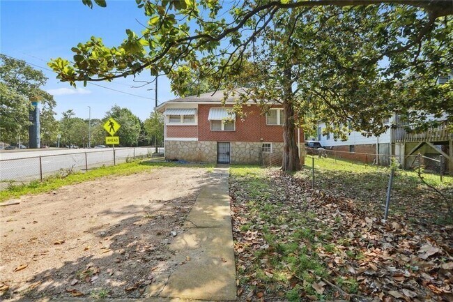 Building Photo - 203 Winter Ave